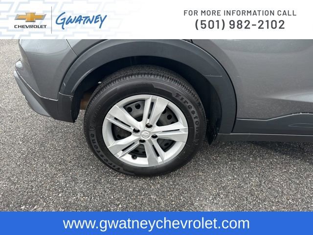 Used 2024 Nissan Kicks S image 11