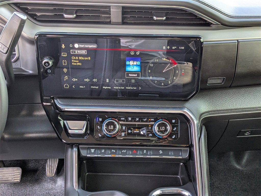 Used 2025 GMC Sierra 2500 Denali w/ Denali Reserve Package image 18