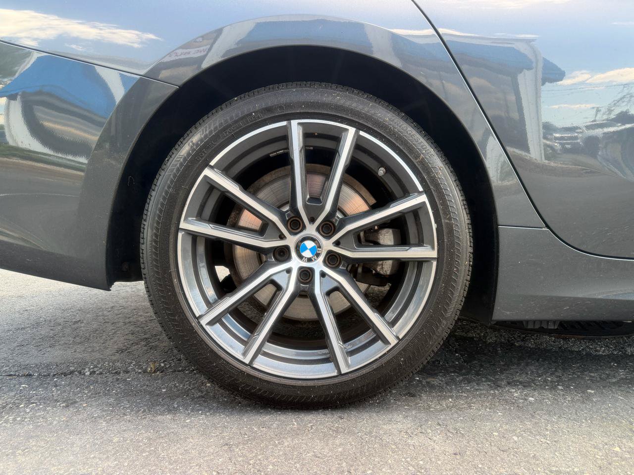 Used 2021 BMW 330e xDrive w/ Executive Package AWD/4WD image 29