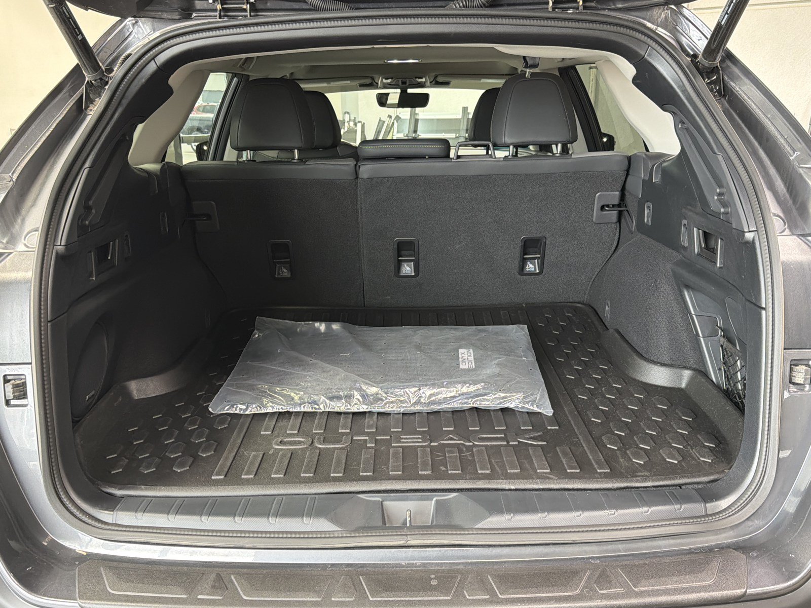 Certified 2025 Subaru Outback Onyx Edition AWD/4WD image 18