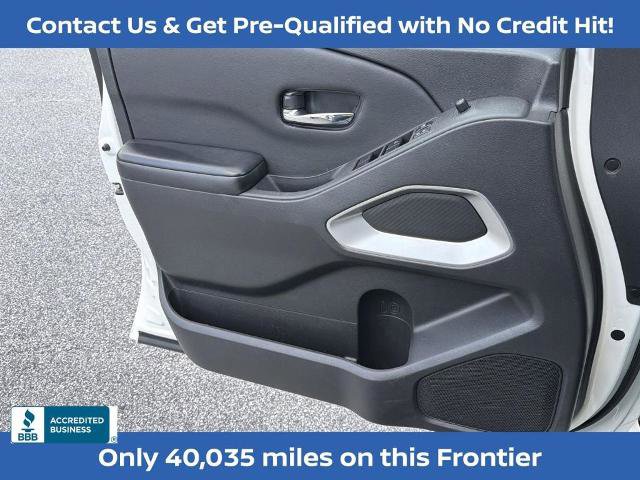 Certified 2025 Nissan Frontier SV RWD image 19