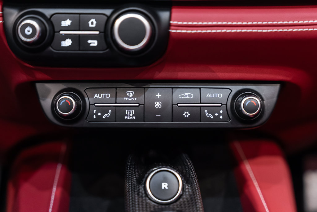 Certified 2022 Ferrari Portofino M RWD image 43
