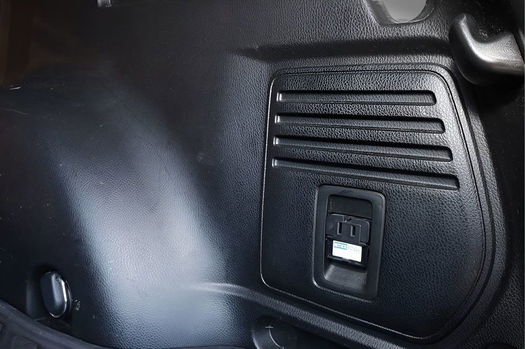 Used 2018 Toyota RAV4 Adventure image 17