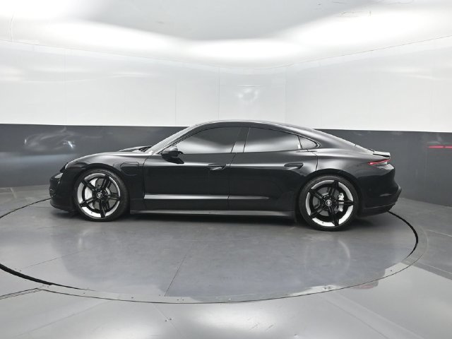Used 2020 Porsche Taycan 4S AWD/4WD image 2