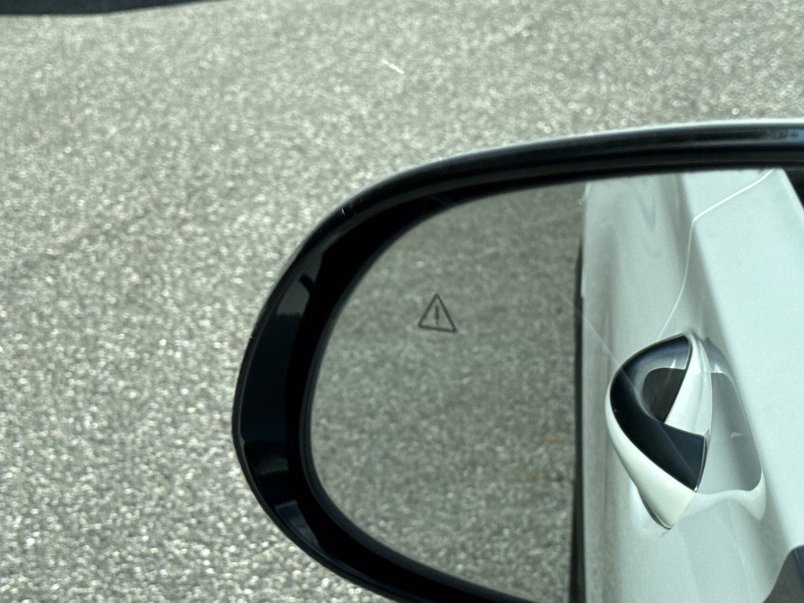 Used 2022 Hyundai Santa Fe SEL w/ Convenience + Premium Package image 18