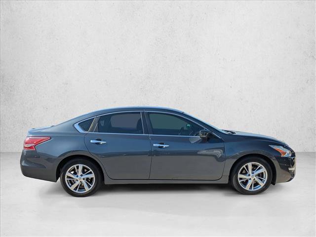 Used 2013 Nissan Altima 2.5 SV FWD image 4