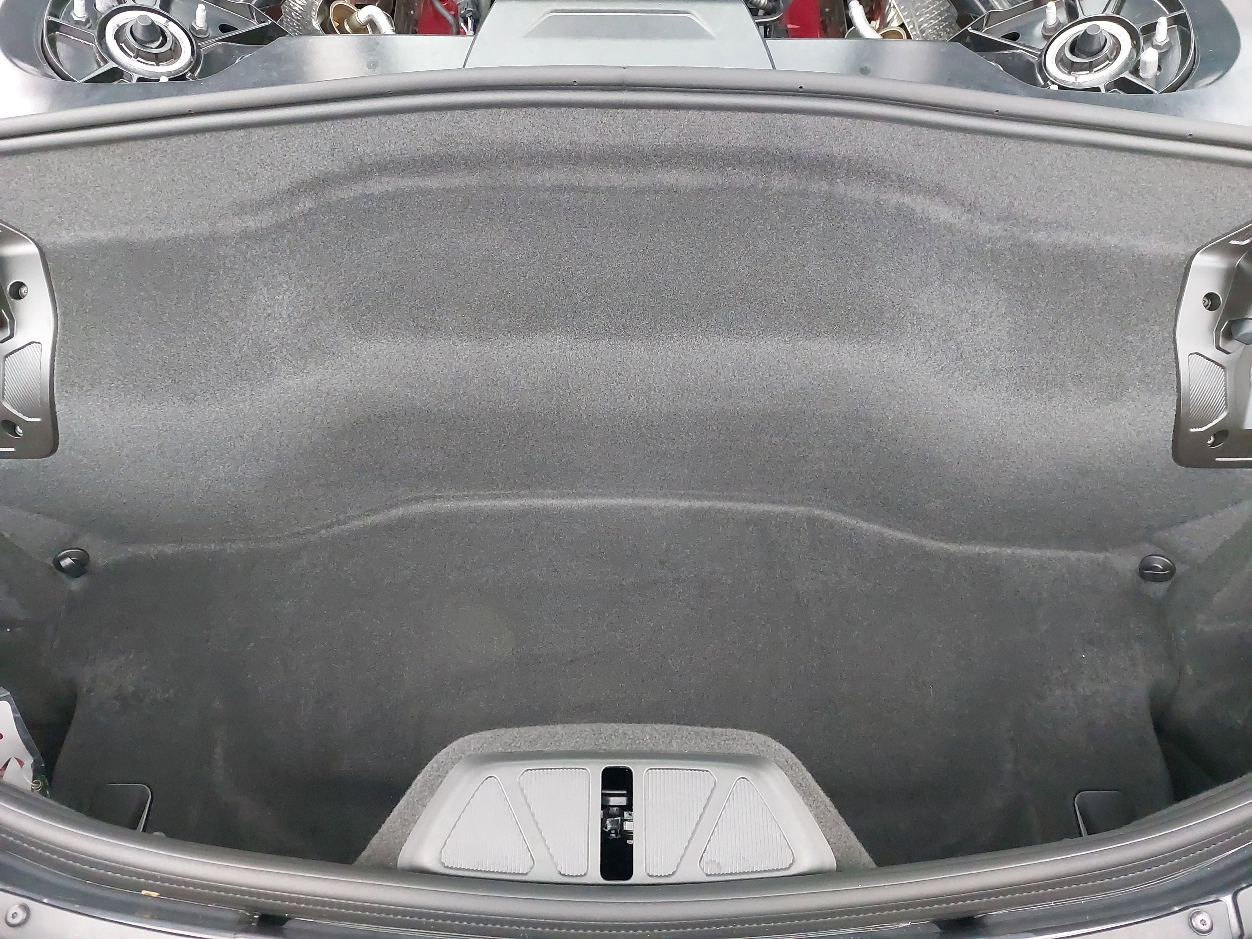 Used 2024 Chevrolet Corvette Stingray w/ Battery Protection Package image 12