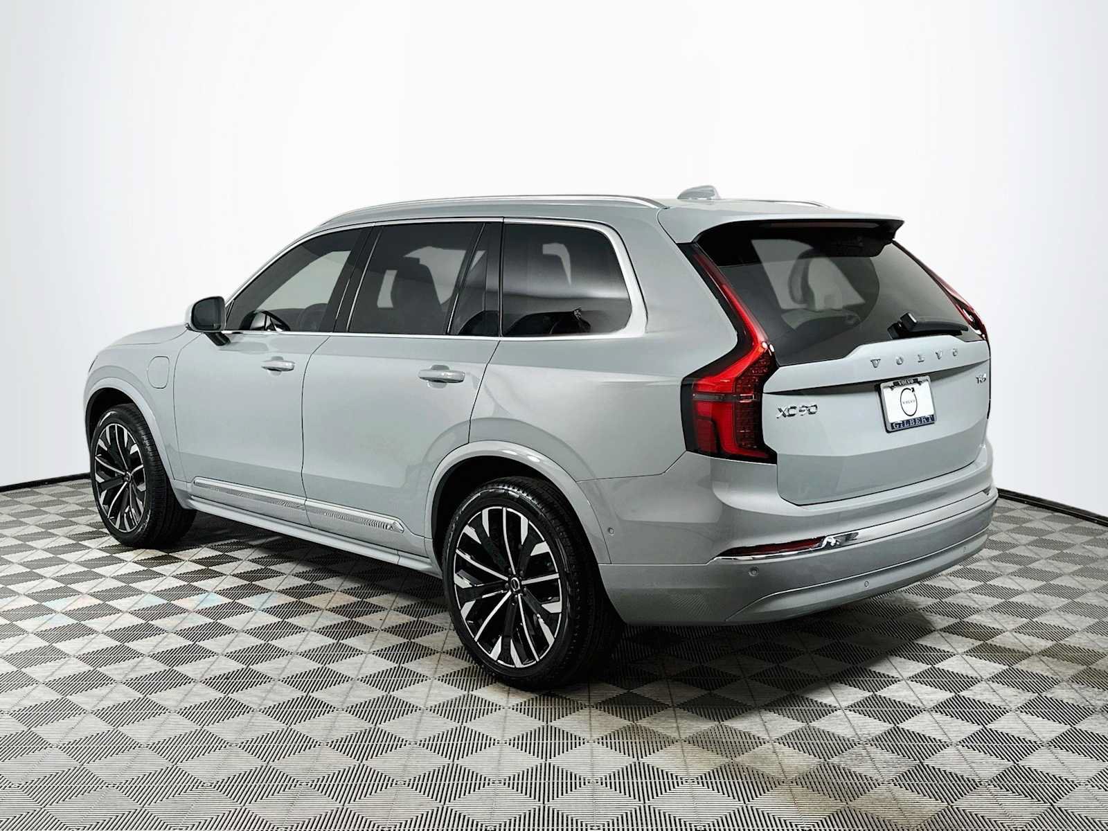 New 2026 Volvo XC90 T8 Ultra w/ Protection Package AWD/4WD image 5