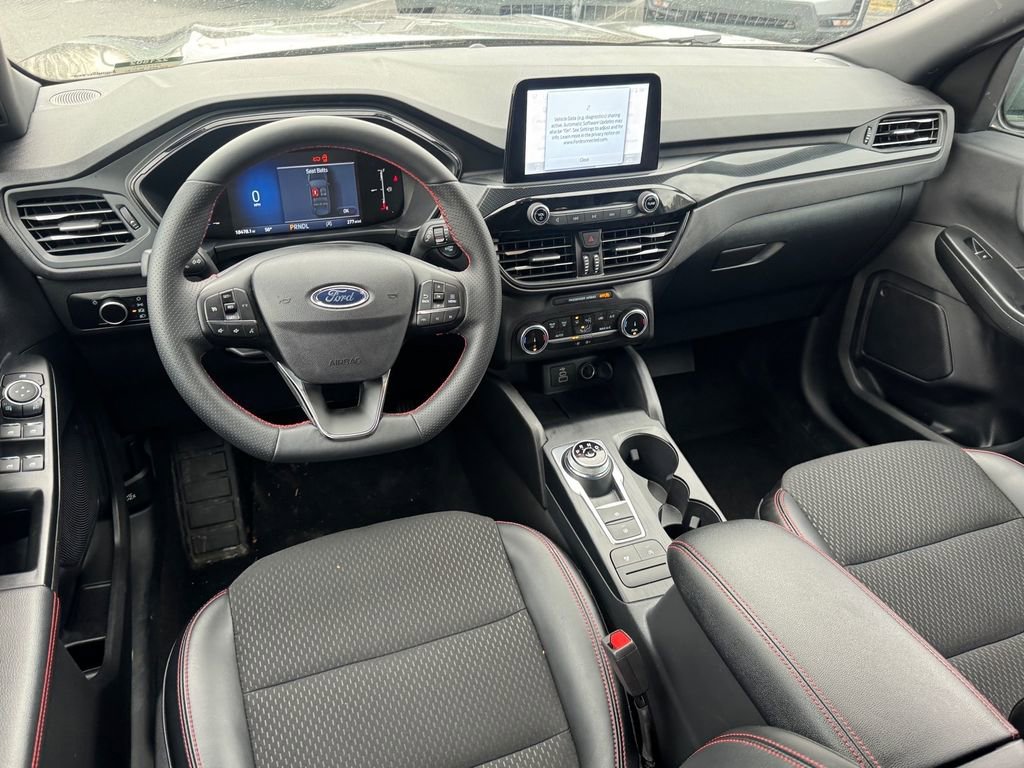 Used 2025 Ford Escape ST-Line image 11
