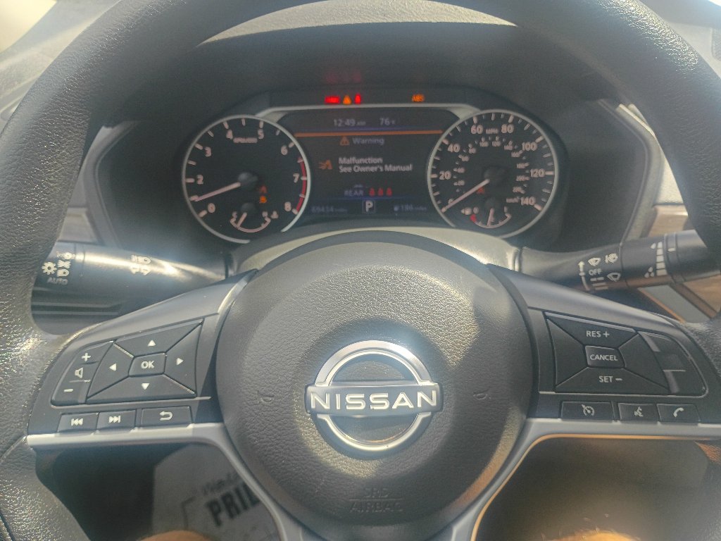 Used 2024 Nissan Altima 2.5 SV FWD image 16