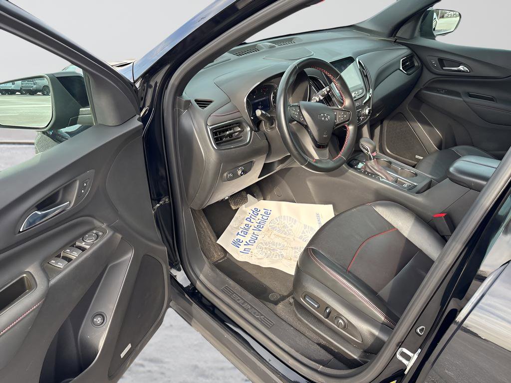 Used 2023 Chevrolet Equinox RS w/ RS Leather Package AWD/4WD image 20