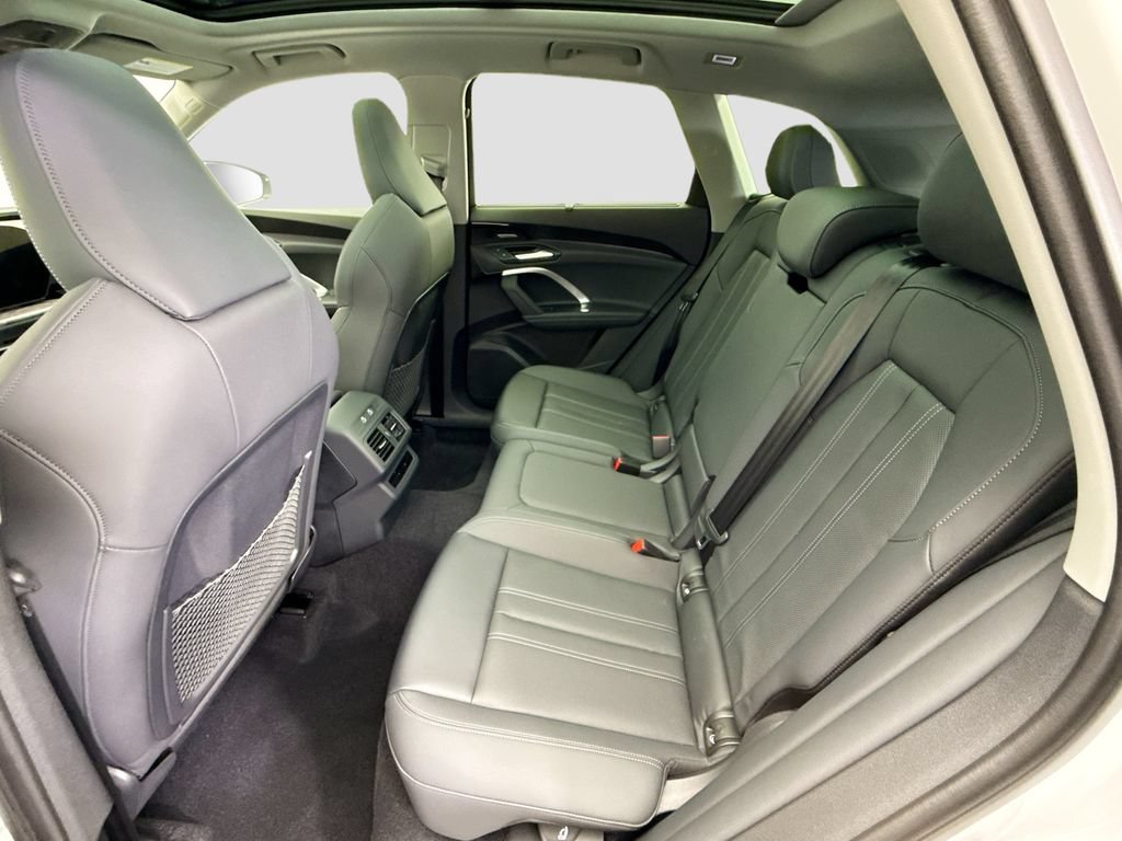 Used 2025 Audi Q5 Premium Plus AWD/4WD image 22