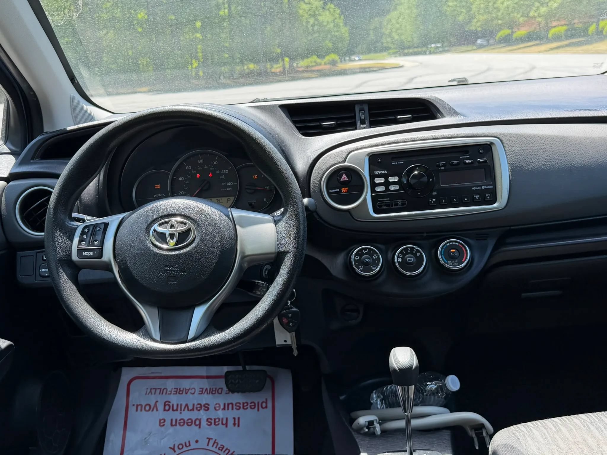 Used 2014 Toyota Yaris LE FWD image 16