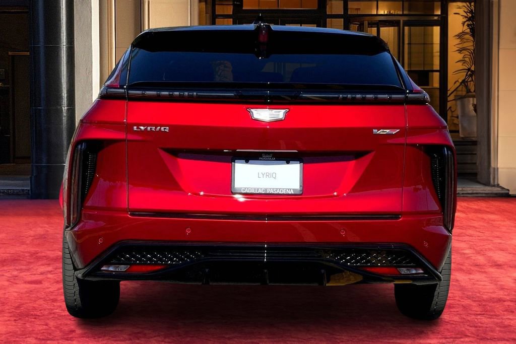New 2026 Cadillac Lyriq V image 5