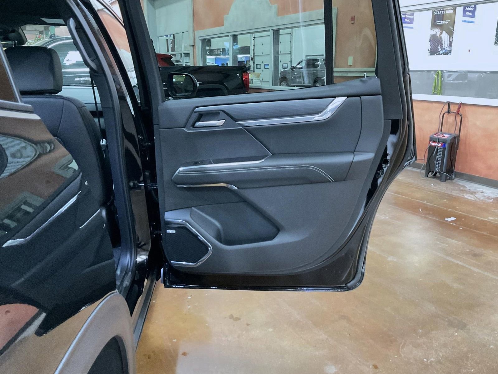 New 2026 GMC Acadia Elevation w/ Elevation Premium Package image 17