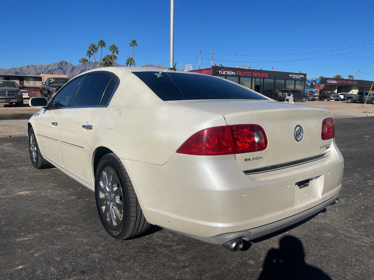 Used 2008 Buick Lucerne CXL w/ Ultra Confidence Package FWD image 7
