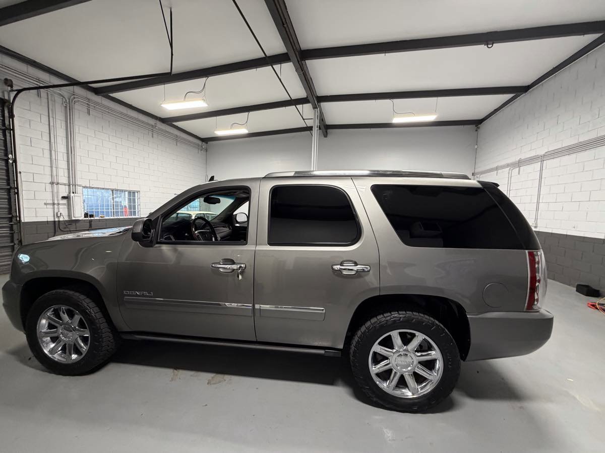 Used 2012 GMC Yukon Denali image 8