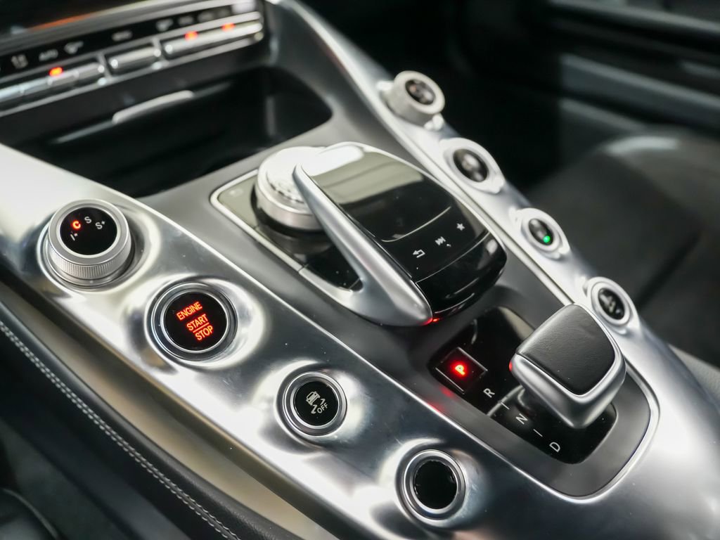 Used 2018 Mercedes-Benz AMG GT Roadster image 29
