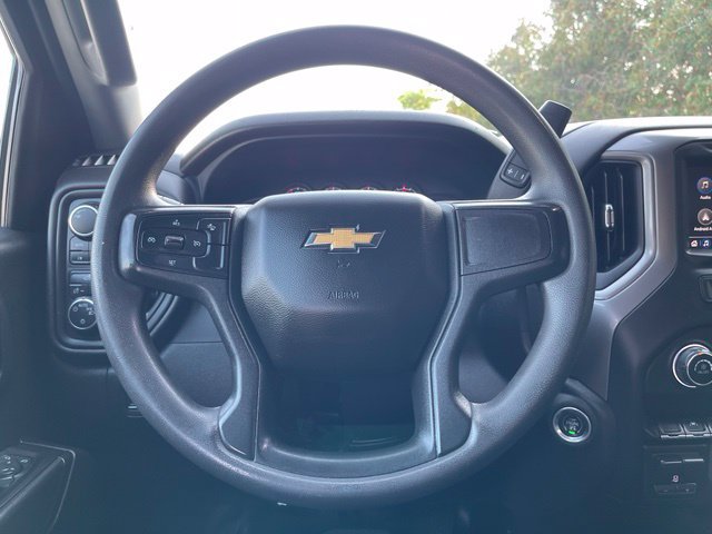 Used 2023 Chevrolet Silverado 1500 W/T w/ WT Value Package AWD/4WD image 17