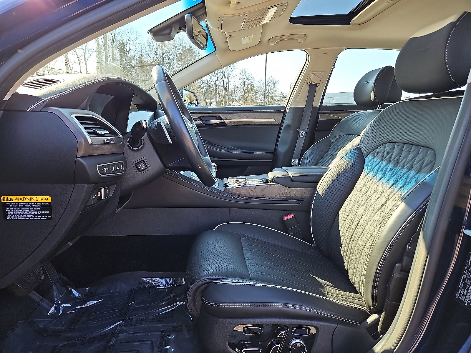 Used 2021 Genesis G90 3.3T Premium image 13