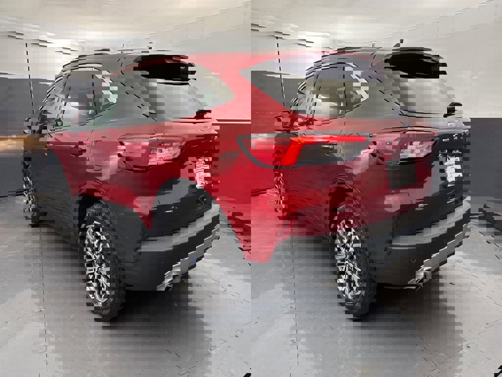Used 2022 Ford Escape SEL image 5
