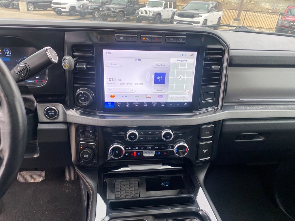 Used 2024 Ford F250 Platinum w/ FX4 Off-Road Package image 18