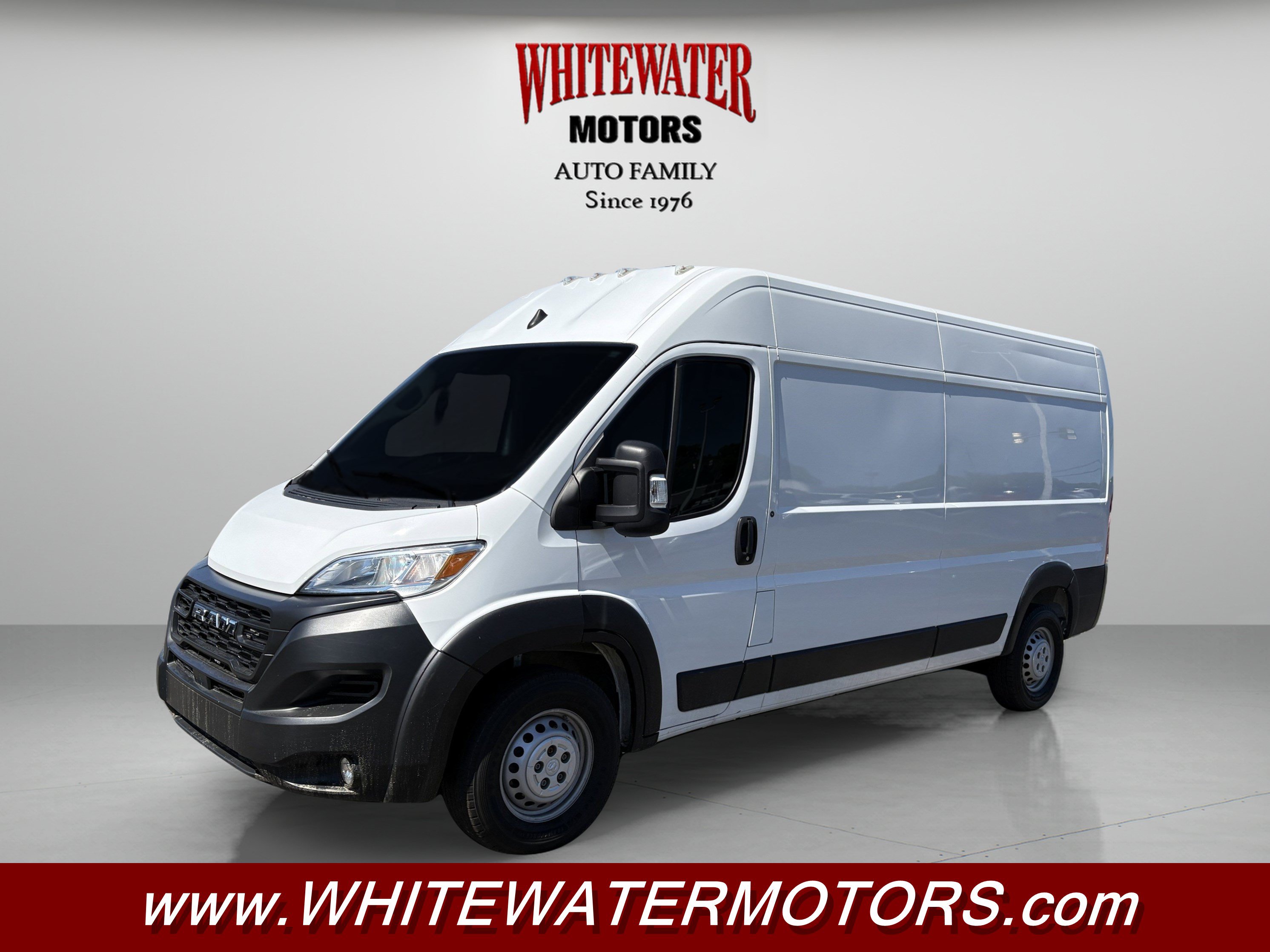 Used 2025 RAM ProMaster 2500 w/ Convenience Group FWD image 1