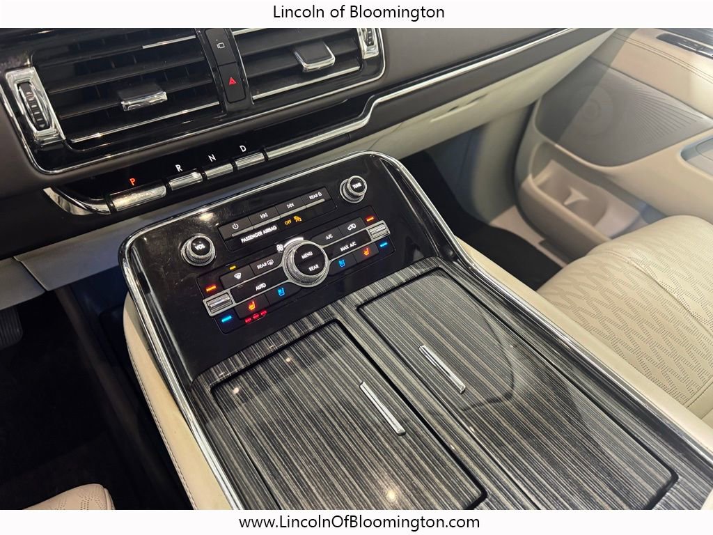 Certified 2022 Lincoln Navigator L Black Label AWD/4WD image 32