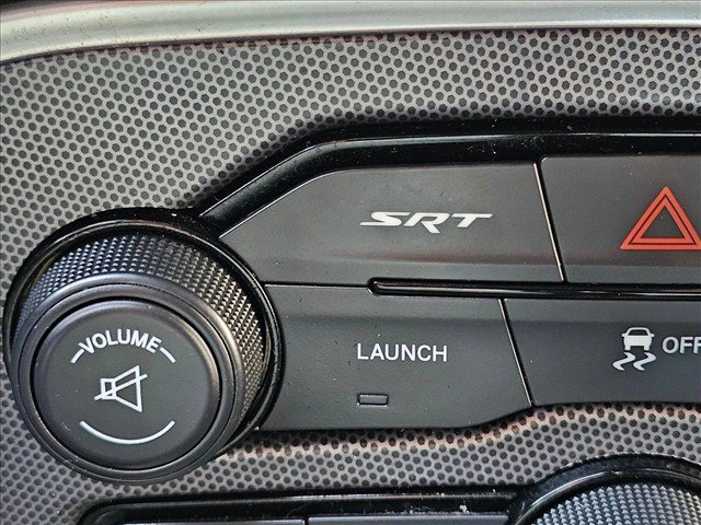 Used 2016 Dodge Challenger SRT RWD image 23