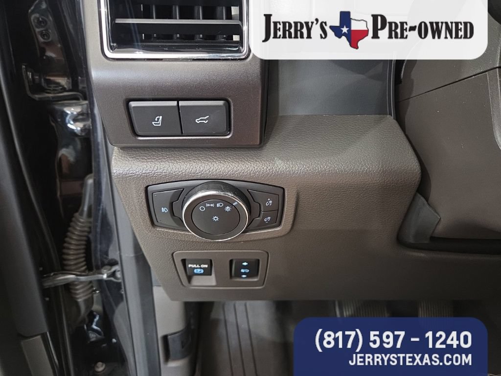 Used 2021 Ford Expedition Limited RWD image 13