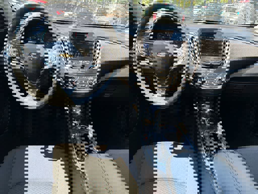 Used 2024 Chevrolet Malibu LT FWD image 19