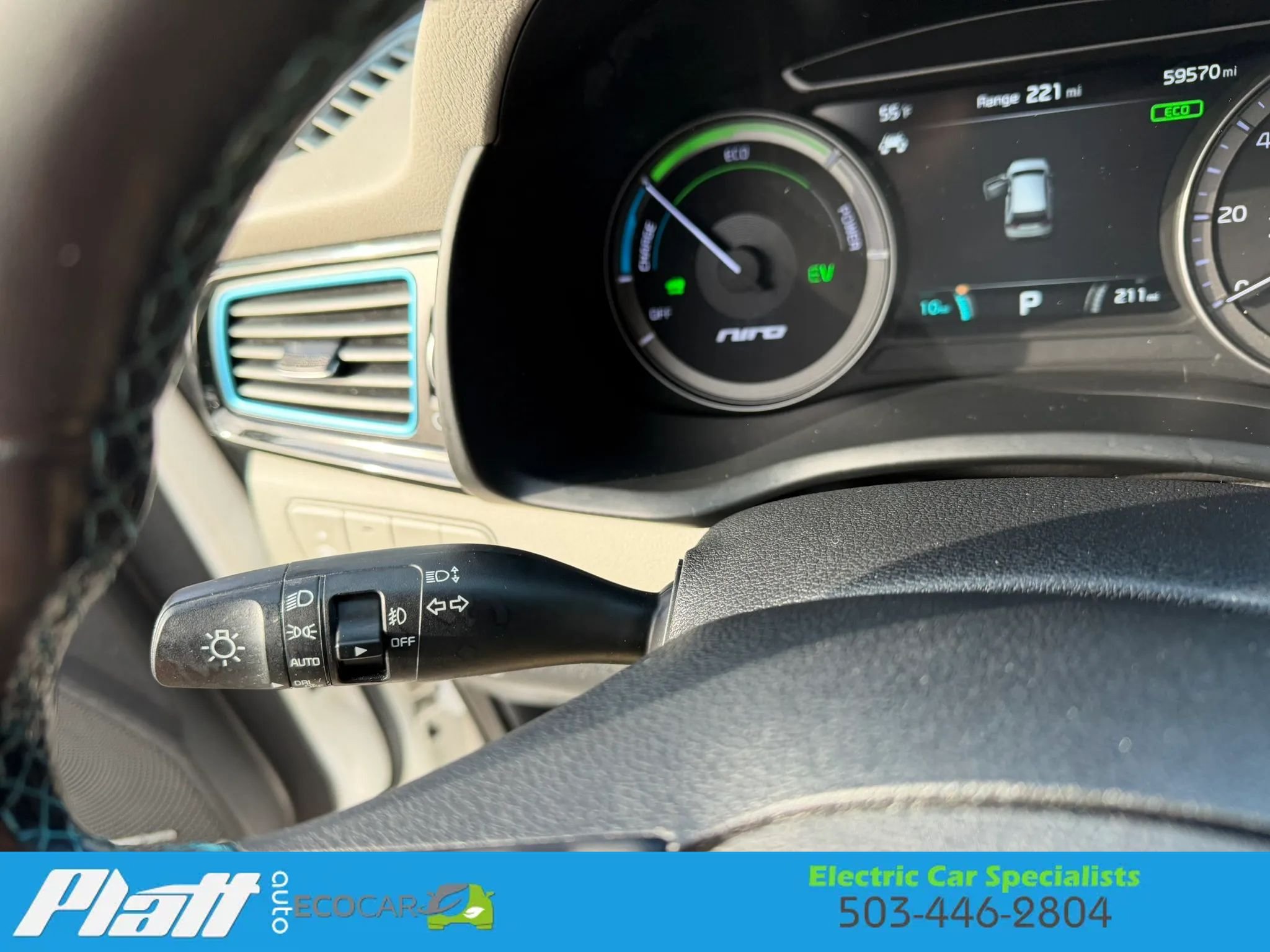 Used 2019 Kia Niro EX Premium FWD image 31