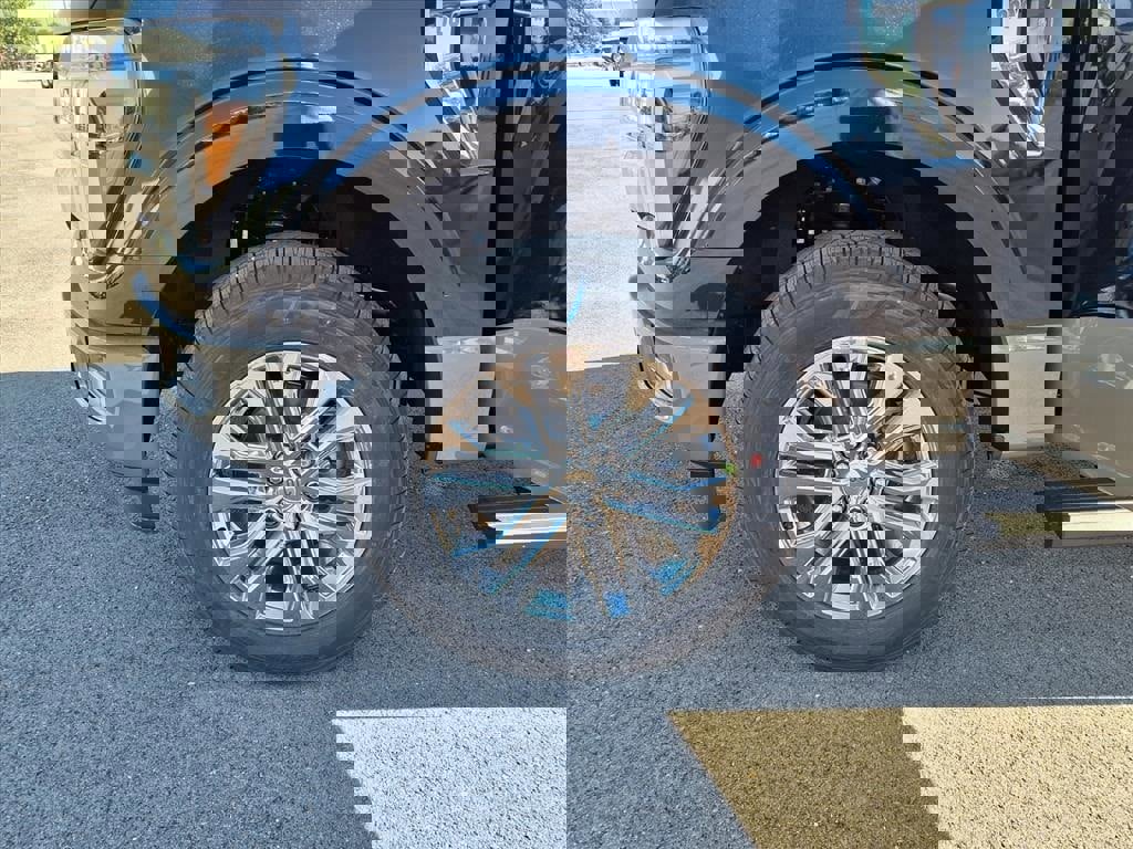 New 2025 Ford F150 King Ranch w/ FX4 Off-Road Package image 24