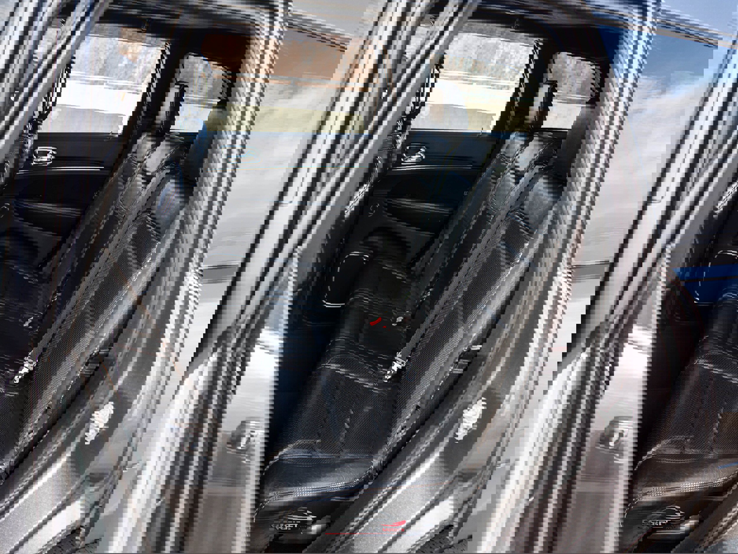 Used 2016 Jeep Grand Cherokee SRT image 20