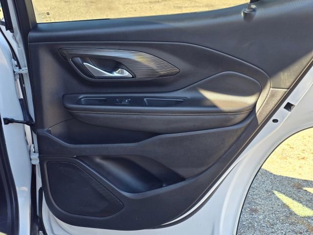 Used 2020 GMC Terrain SLT image 15