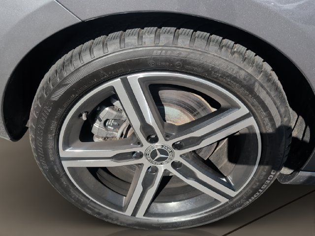 Used 2023 Mercedes-Benz CLA 250 4MATIC w/ Premium Package image 4