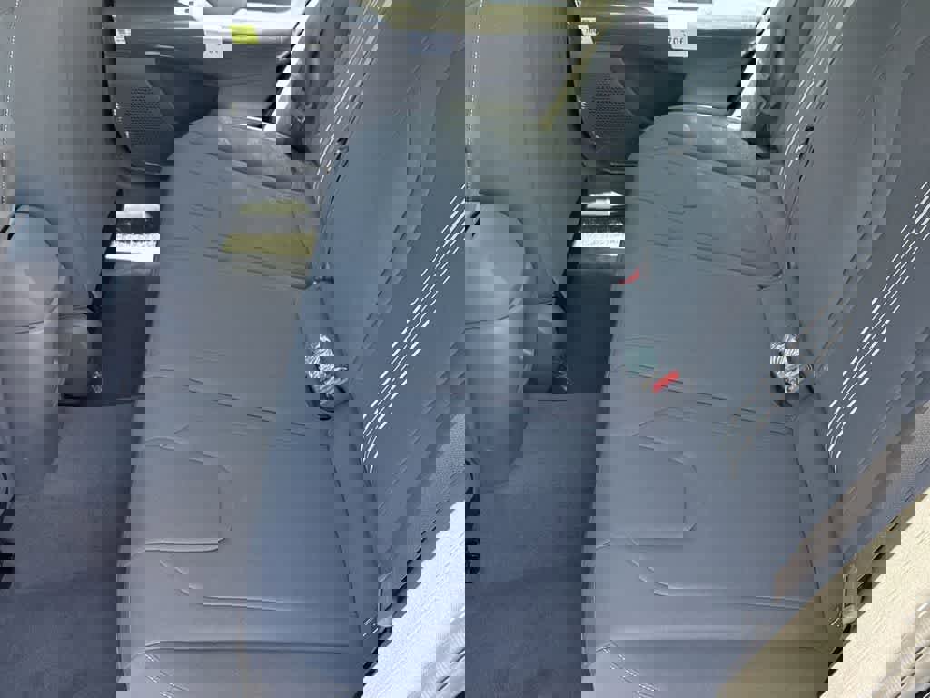 New 2025 Hyundai Elantra SEL image 19