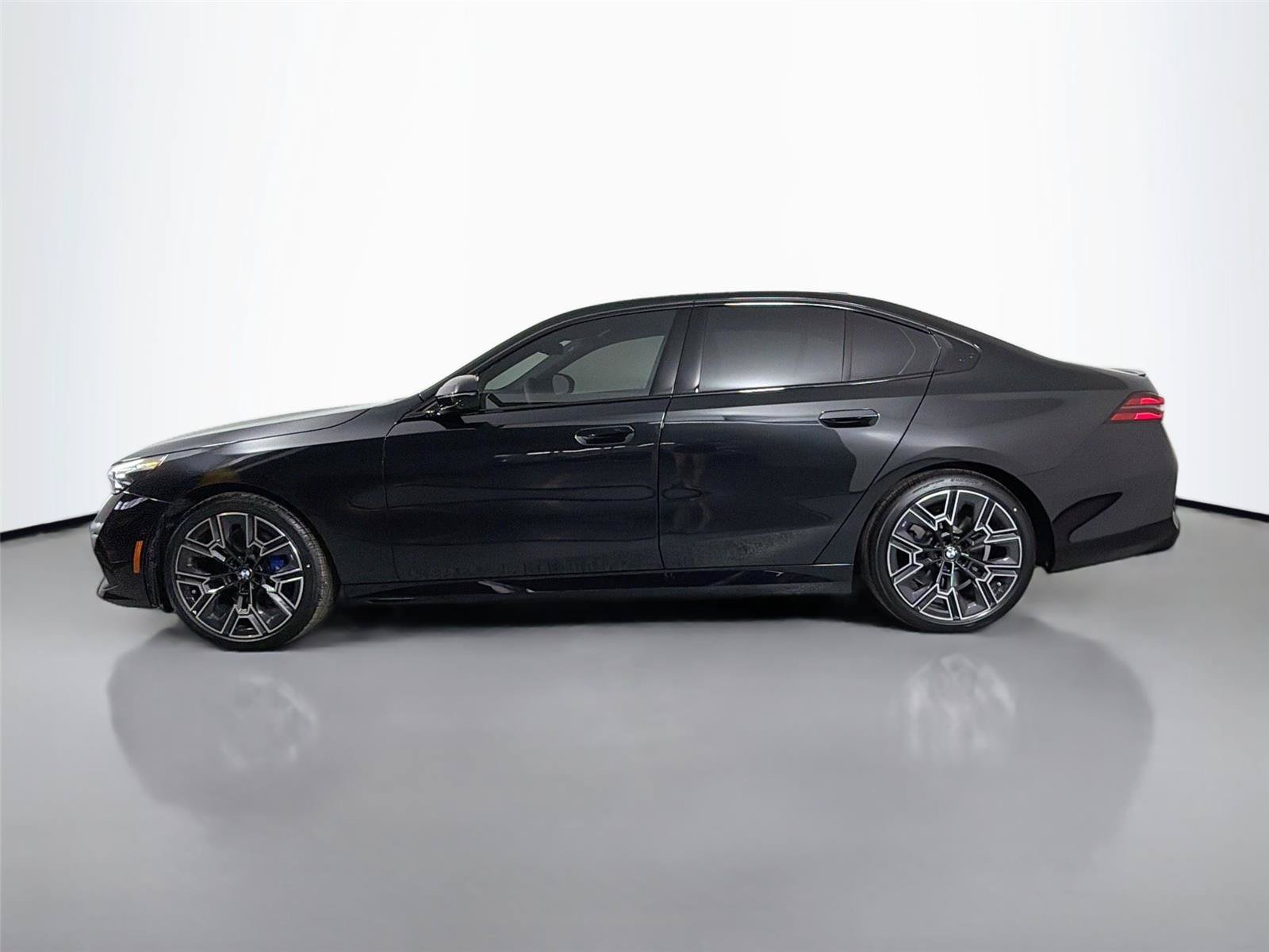 New 2026 BMW 530i w/ M Sport Package RWD image 16