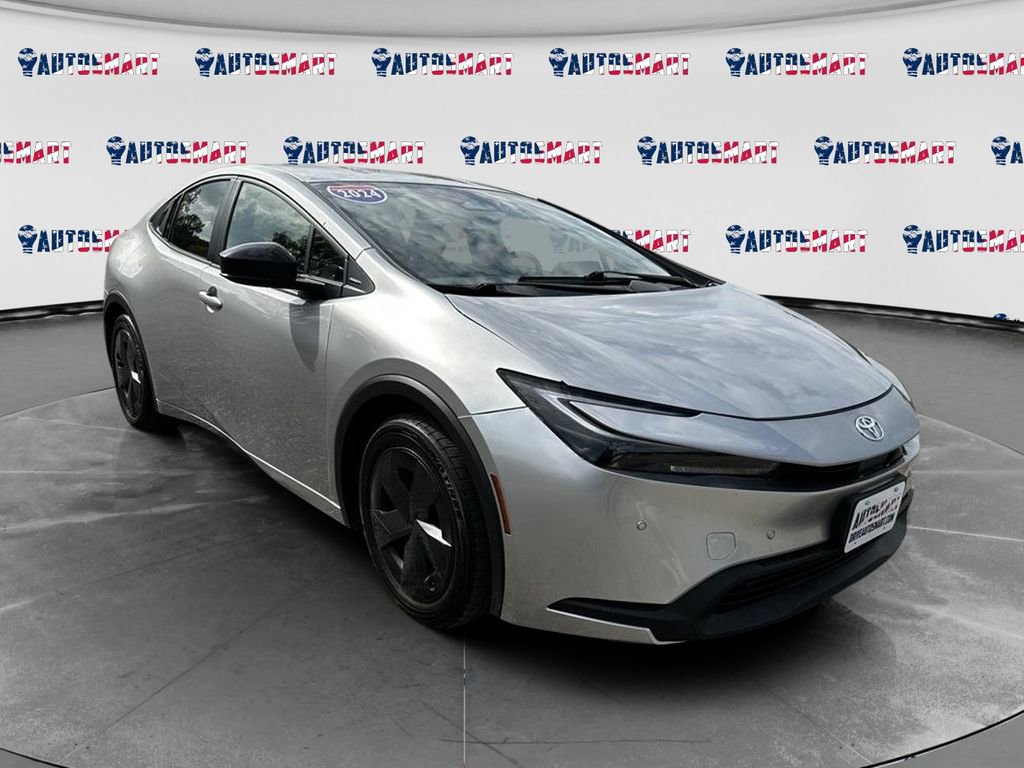 Used 2024 Toyota Prius LE