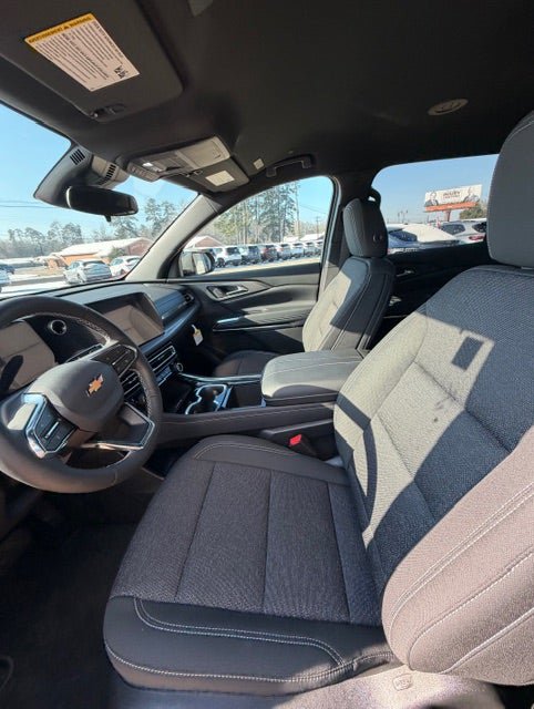 New 2026 Chevrolet Traverse LT image 13