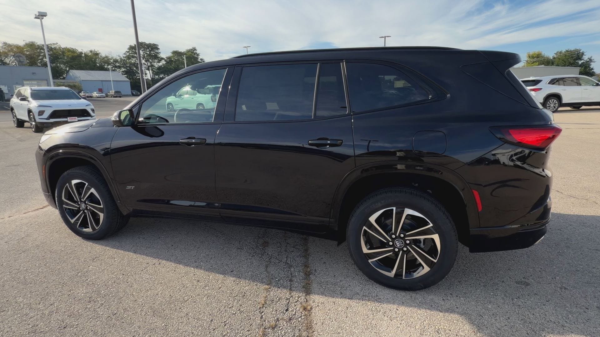 New 2026 Buick Enclave Sport Touring w/ Power Package image 6