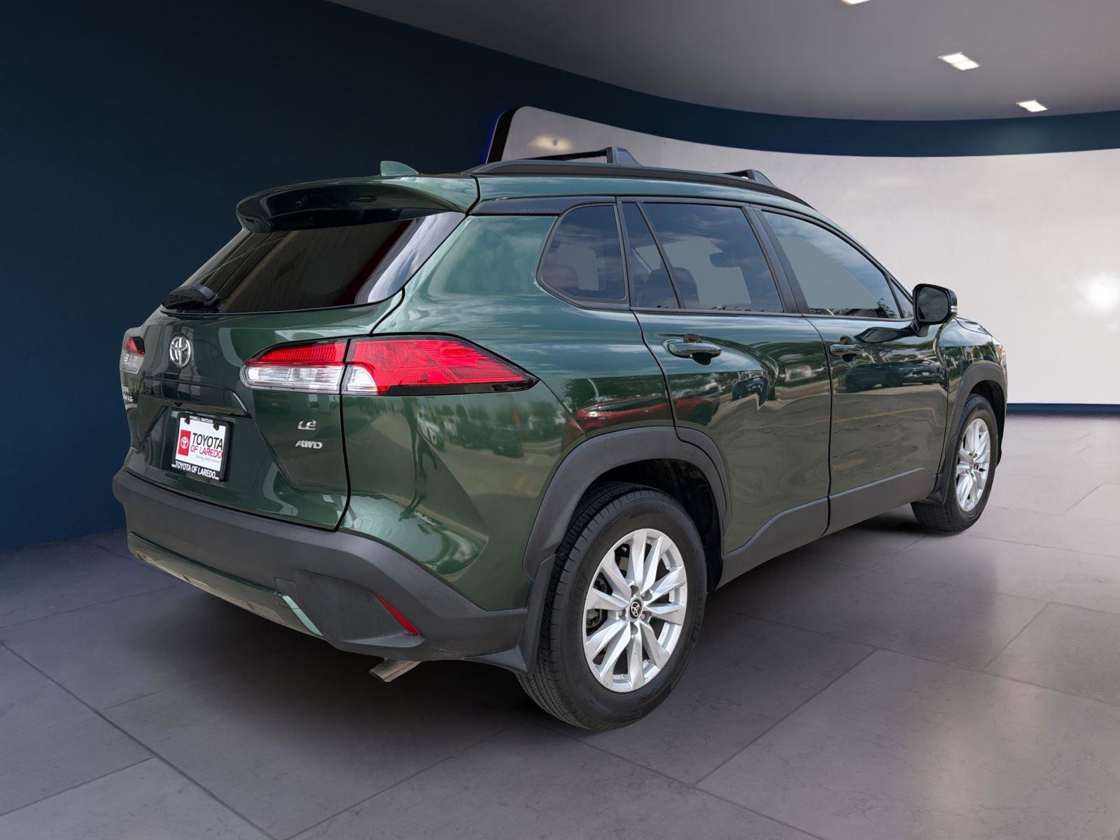 Used 2023 Toyota Corolla Cross LE image 5