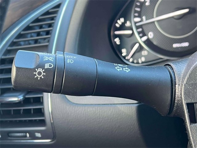 Used 2019 Nissan Armada Platinum w/ Captain's Chairs Package image 25