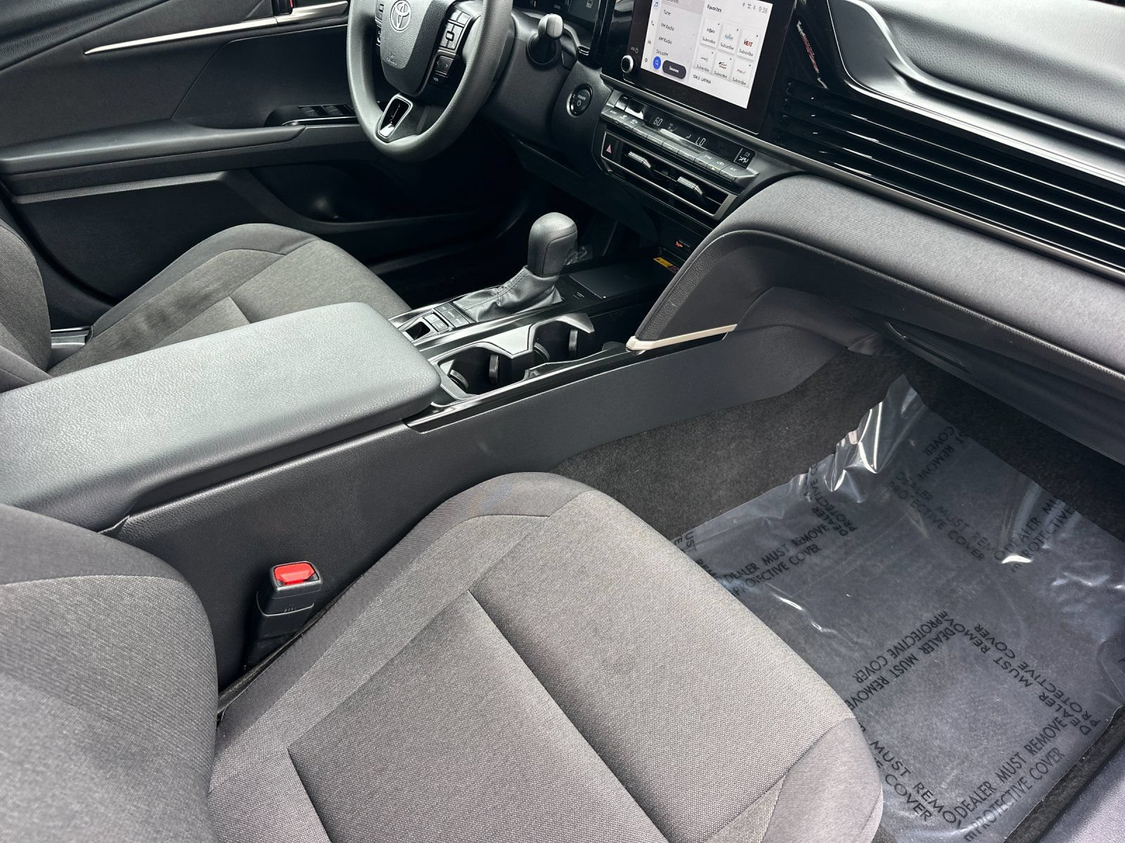 Used 2025 Toyota Camry LE FWD image 14