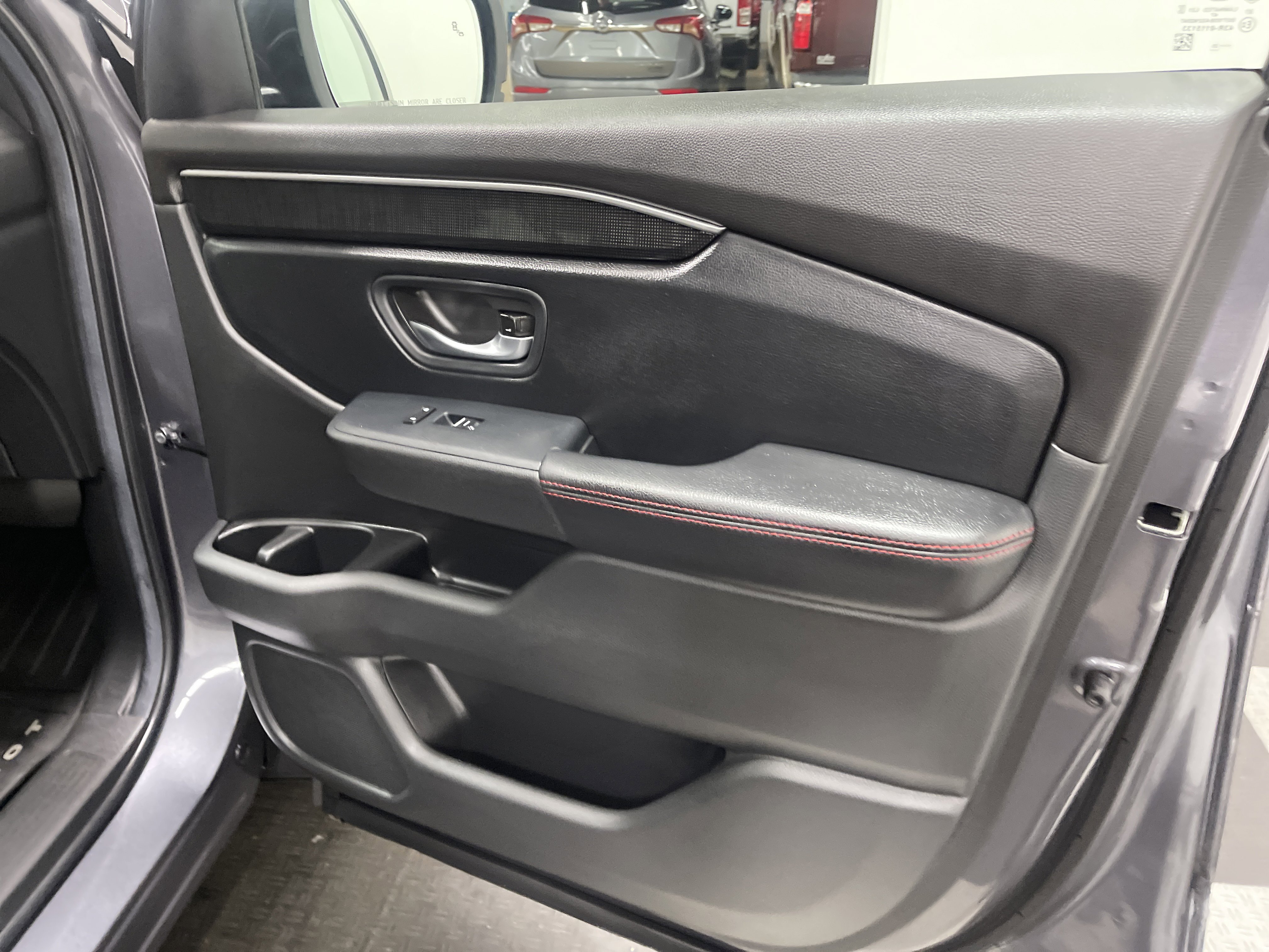 Used 2025 Honda Pilot Black Edition image 25