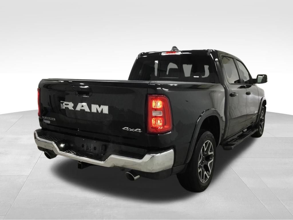 Used 2025 RAM 1500 Laramie AWD/4WD image 17
