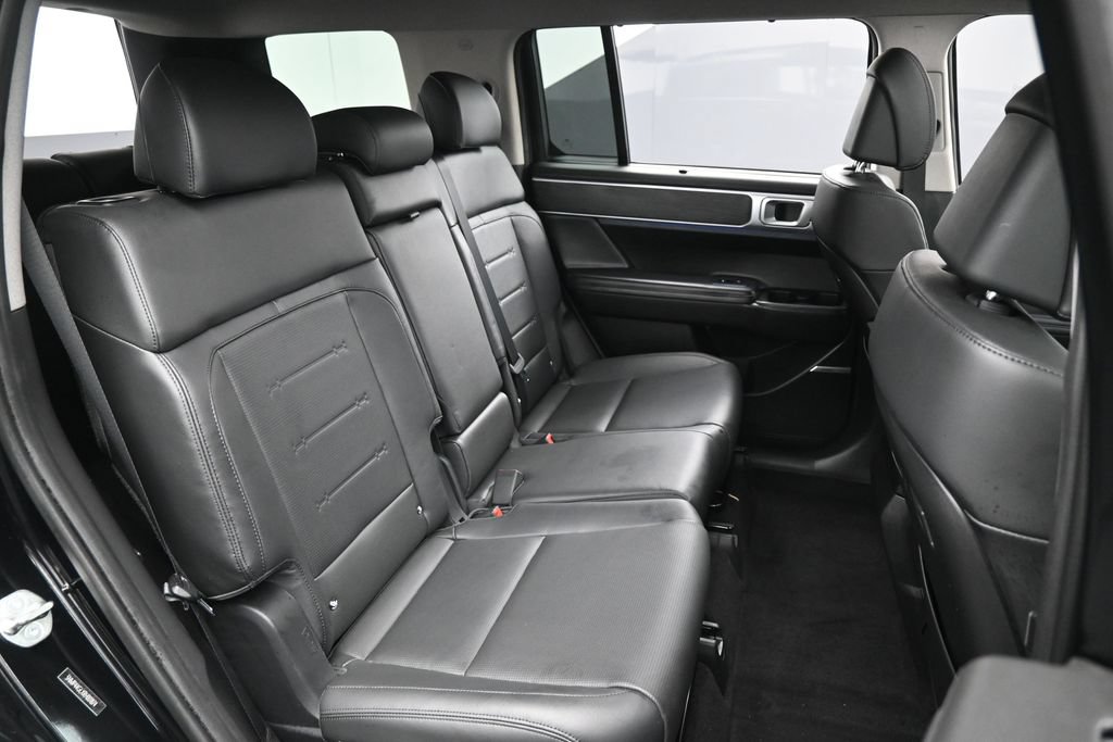 Used 2024 Hyundai Santa Fe Limited FWD image 33