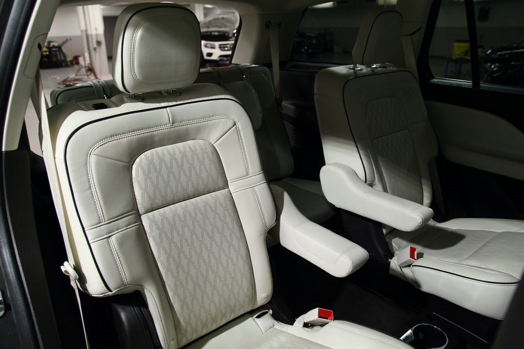 Used 2021 Lincoln Aviator Black Label w/ Dynamic Handling Package image 25