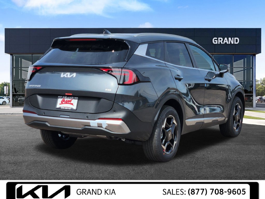 New 2026 Kia Sportage EX AWD/4WD image 5