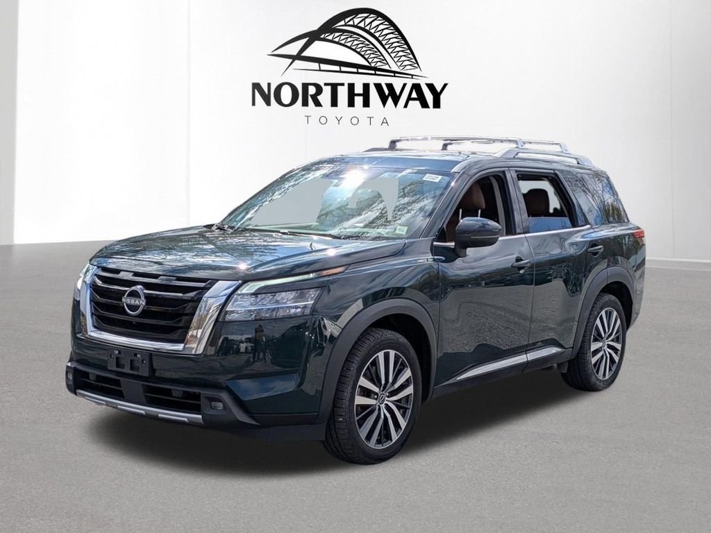 Used 2022 Nissan Pathfinder Platinum w/ Lighting Package (N92) image 8